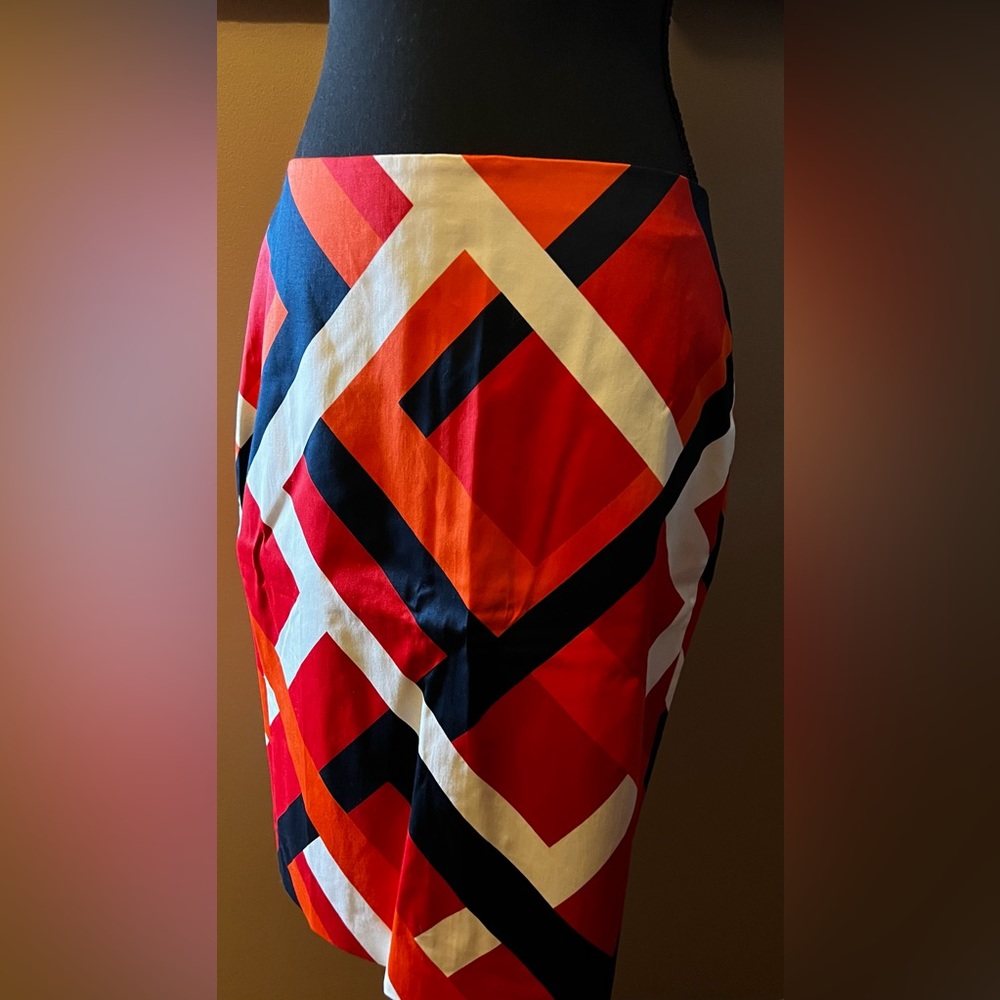 NWT Ann Taylor geometric print skirt